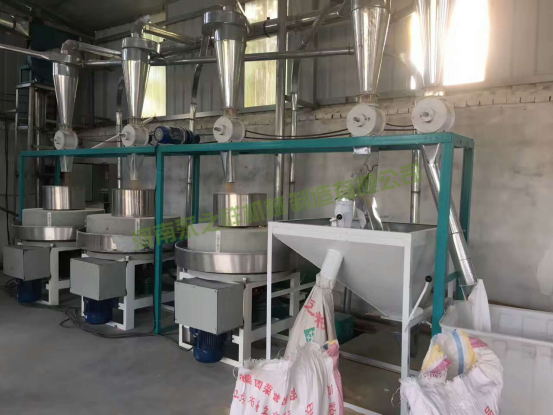 阜阳三台一组石磨制粉设备