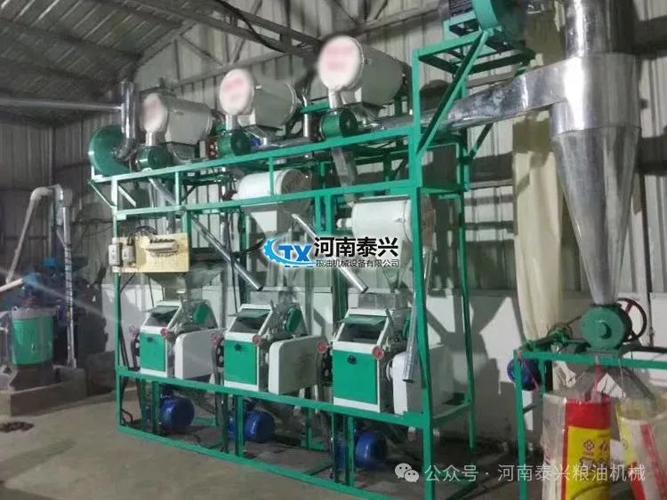 磨玉米面粉机器_面粉玉米石磨机图片_玉米石磨面粉机